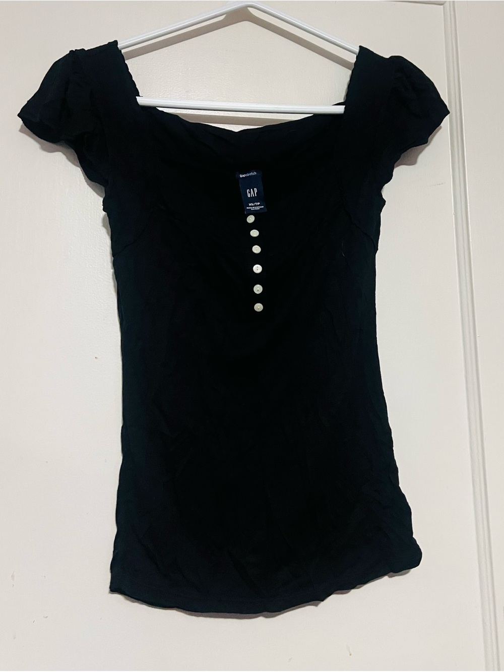 Vintage y2k Henley Top, size XS